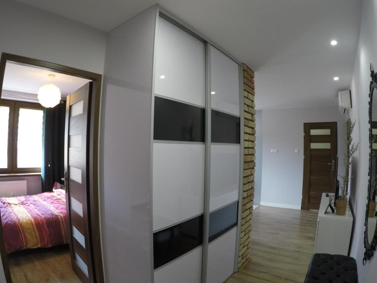 Apartament Bieszczady Apartman Ustrzyki Dolne Kültér fotó
